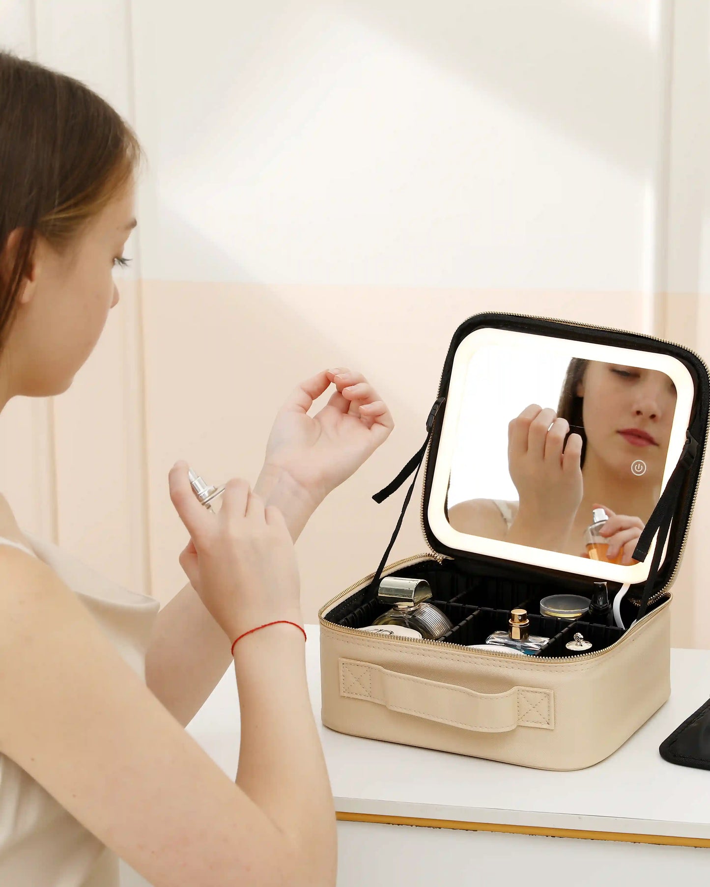 LED Travel Makeup Case with Mirror